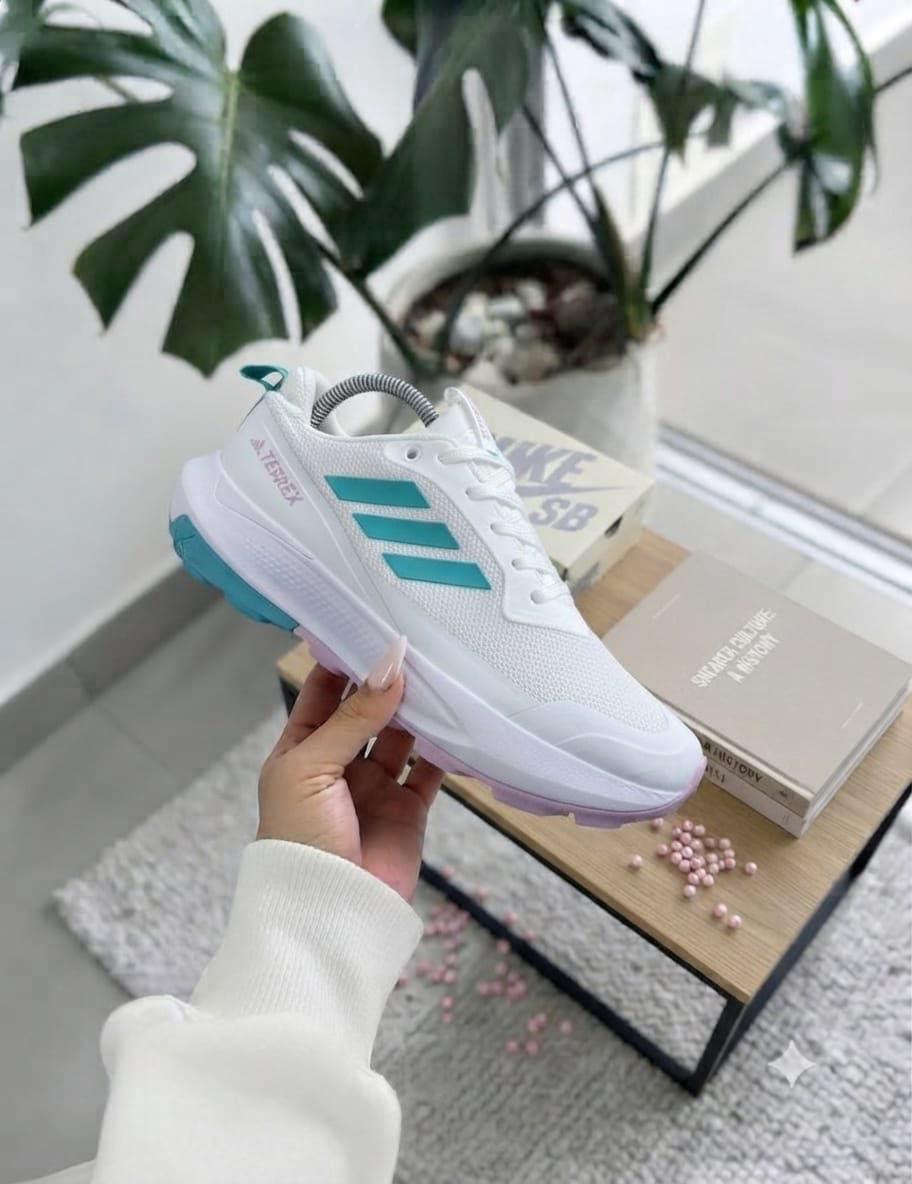 AD TERREX BLANCO VERDE