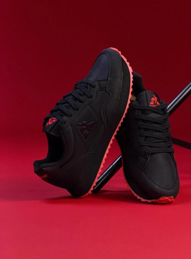 LECOQ SPORTIF NEGRO ROJO