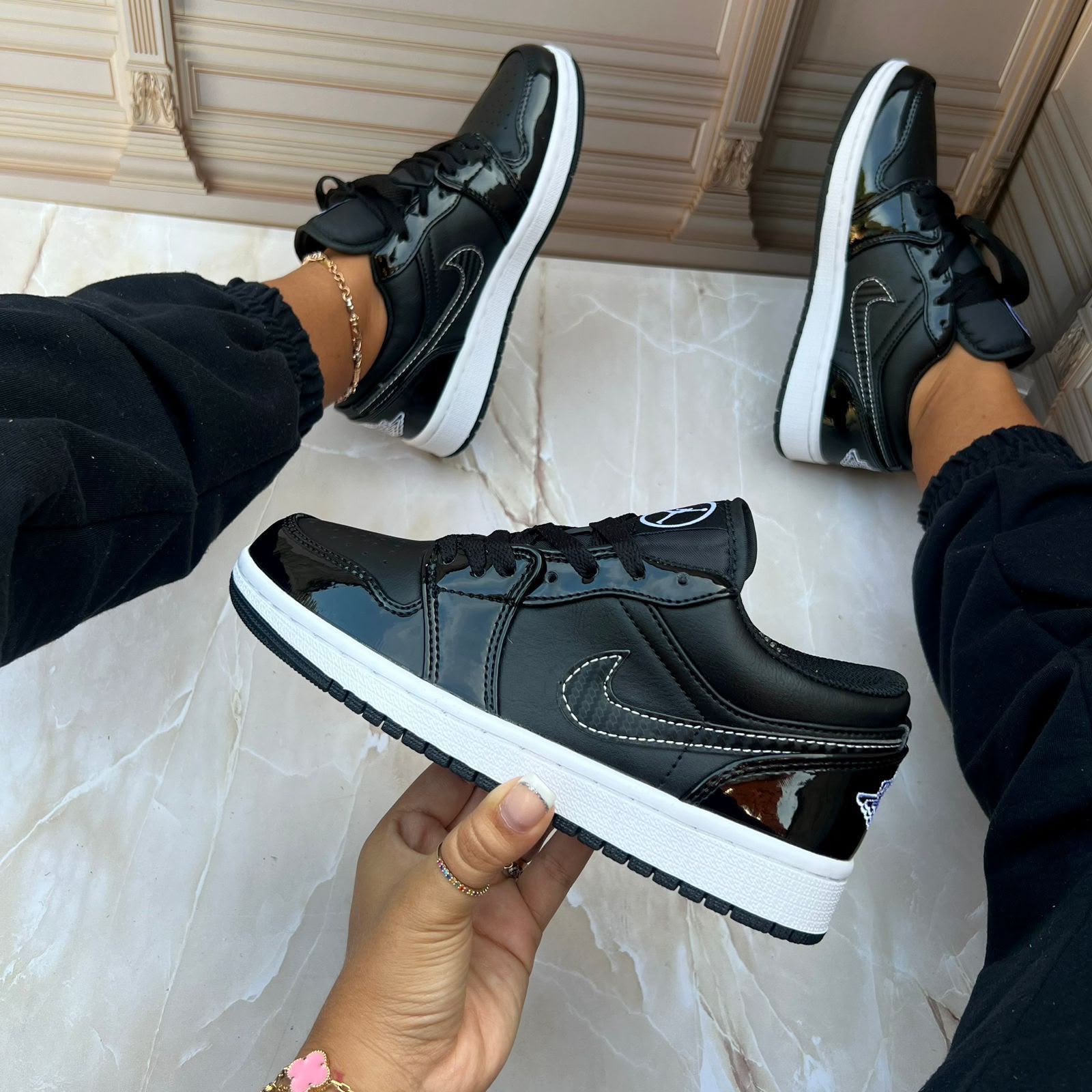 Nike Air Force 1 Low (Negro completo)