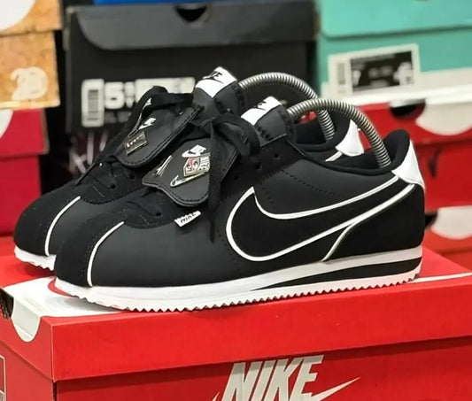 NK Cortez (NegroBlanco)
