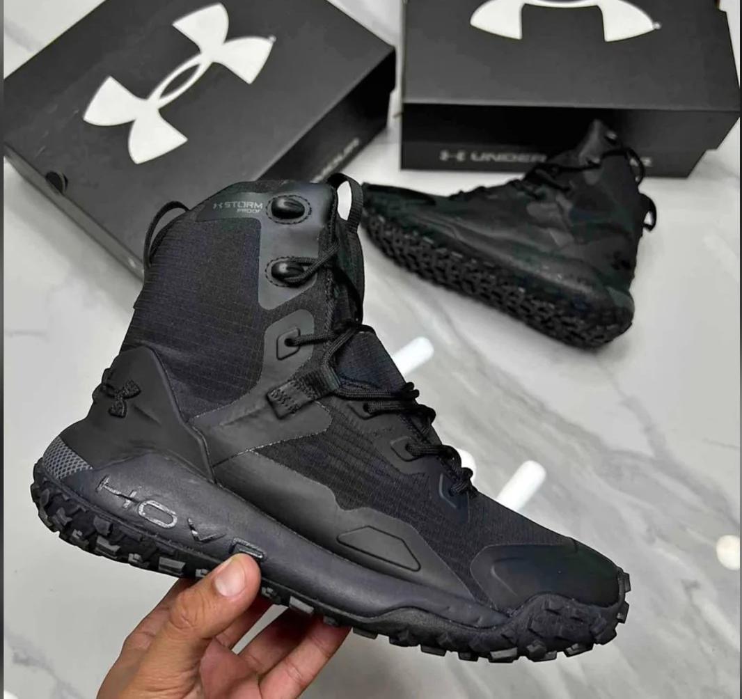 UNDER ARMOUR V4